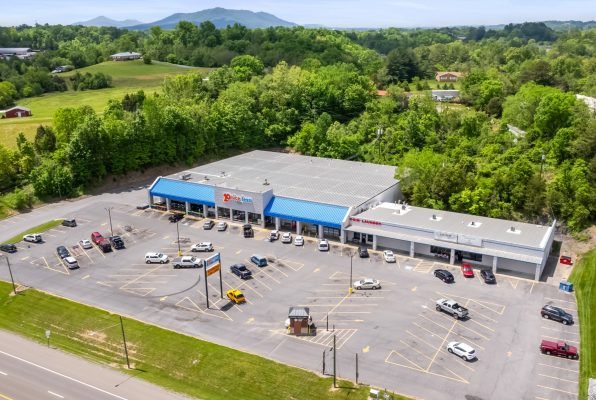 0. Kingsport 3006 46